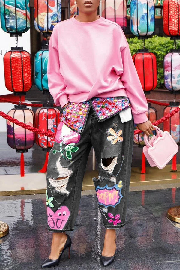 Stylish Graphic Print Ripped Jeans 8 Stylish Graphic Print Ripped Jeans - Image 8