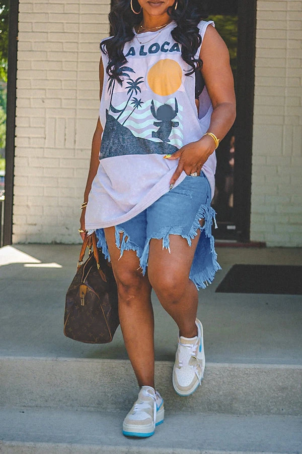 Fashionable Irregular Fringed Hem Denim Shorts 14 Fashionable Irregular Fringed Hem Denim Shorts - Image 14