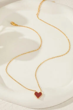 All-match Retro Red Heart Necklace