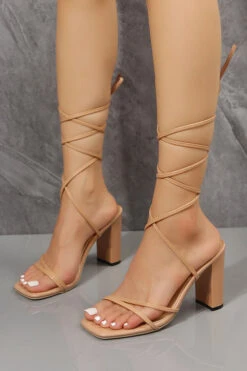 Square Toe Lace-Up Thick Heels* 11 Square Toe Lace-Up Thick Heels* -Acorpstyle XTQ0260 AP 1