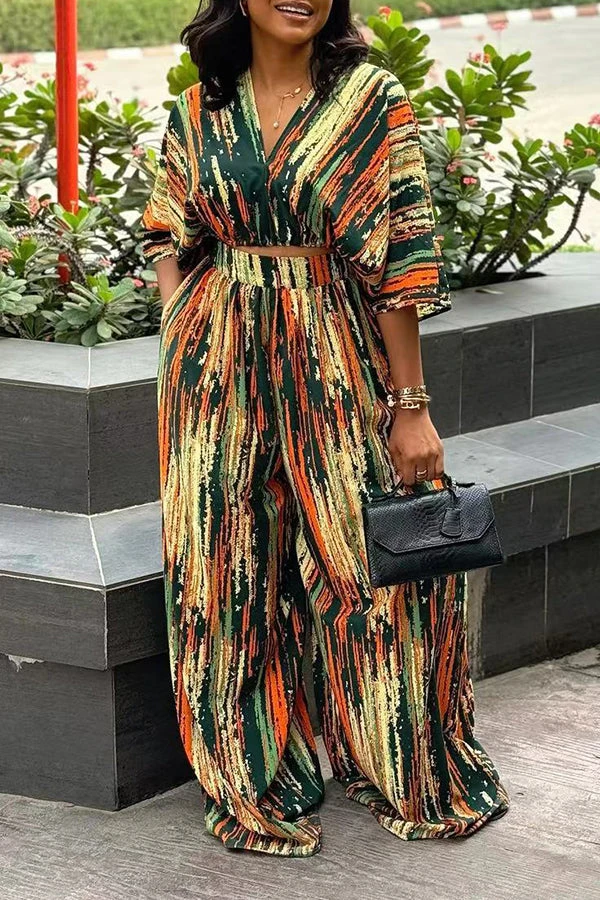 V-Neck Irregular Striped Printed Top & Pants Set 1 V-Neck Irregular Striped Printed Top & Pants Set