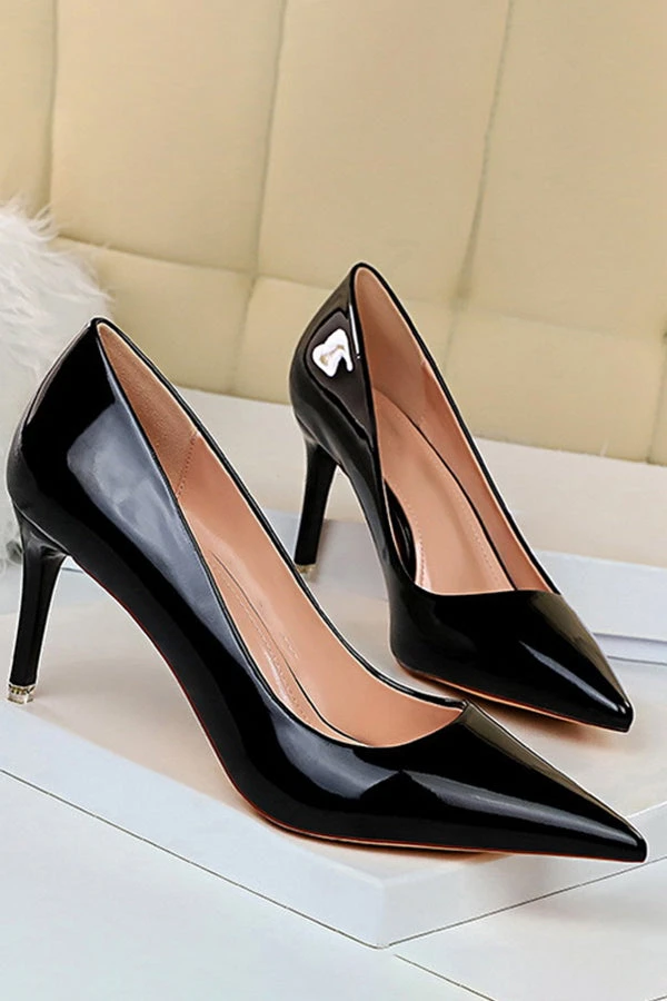 Minimalist Point Toe Court Pumps 2 Minimalist Point Toe Court Pumps - Image 2