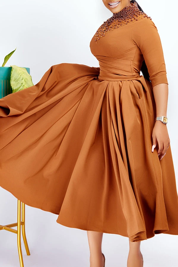 Keyhole Neck A-line Midi Dress 3 Keyhole Neck A-line Midi Dress - Image 3