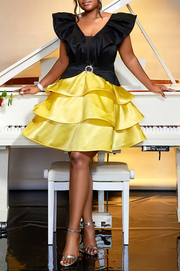 Two Tone V-Cut Back Layered Hem Party Dress 1 Two Tone V-Cut Back Layered Hem Party Dress