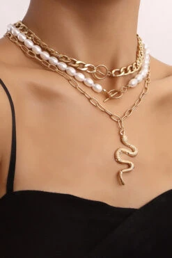 Multilayer Pearl Snake Alloy Necklace 5 Multilayer Pearl Snake Alloy Necklace -Acorpstyle XTZ0253 GO 3
